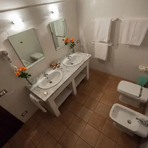 https://casale-di-brolio.it-tuscanyhotel.com