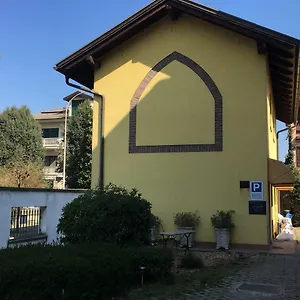 https://hotel-il-pino.it-lombardy.com